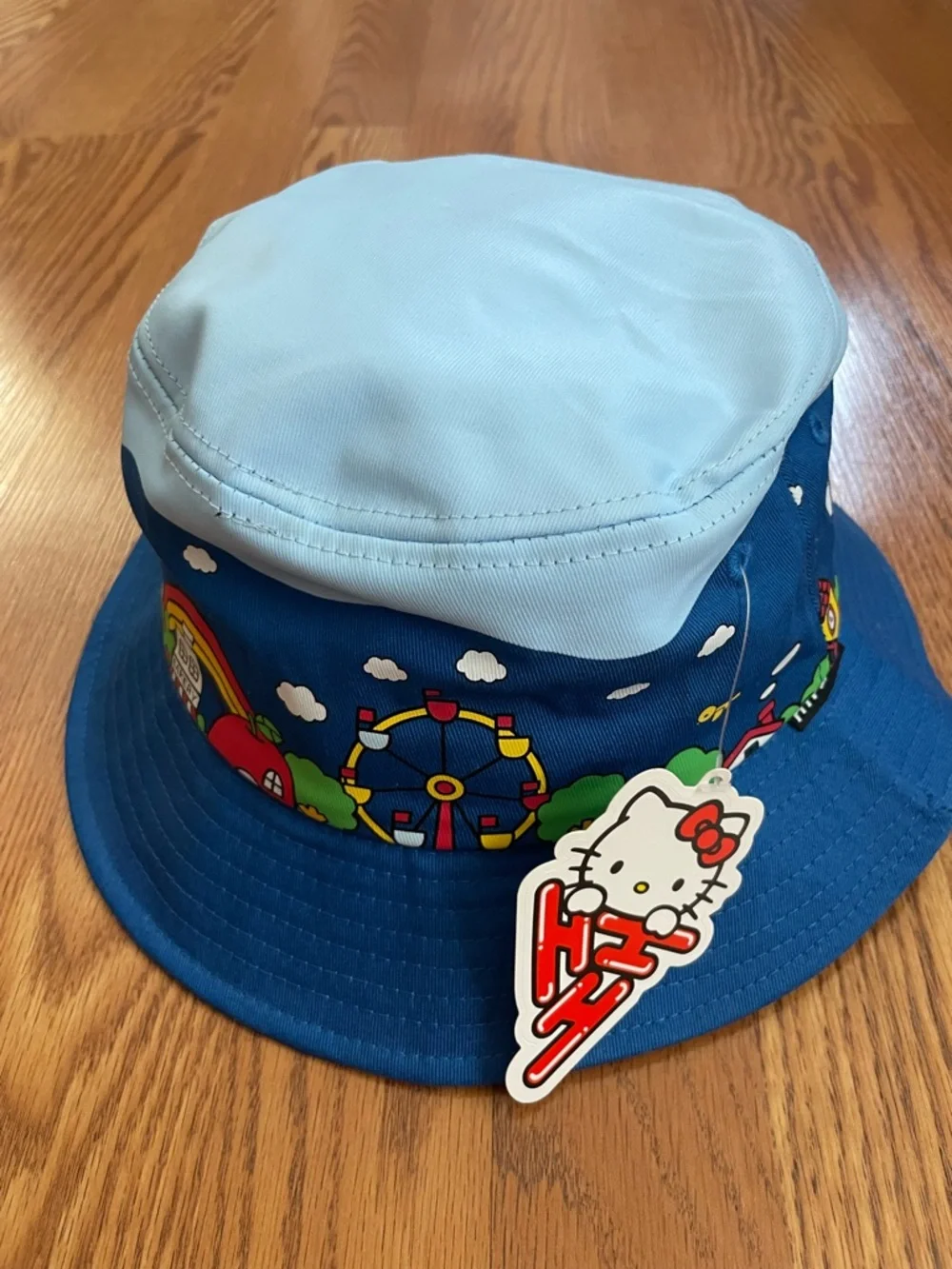 Hypland x Hello Kitty Bucket Hat Carnival Blue NWT Sanrio Collab